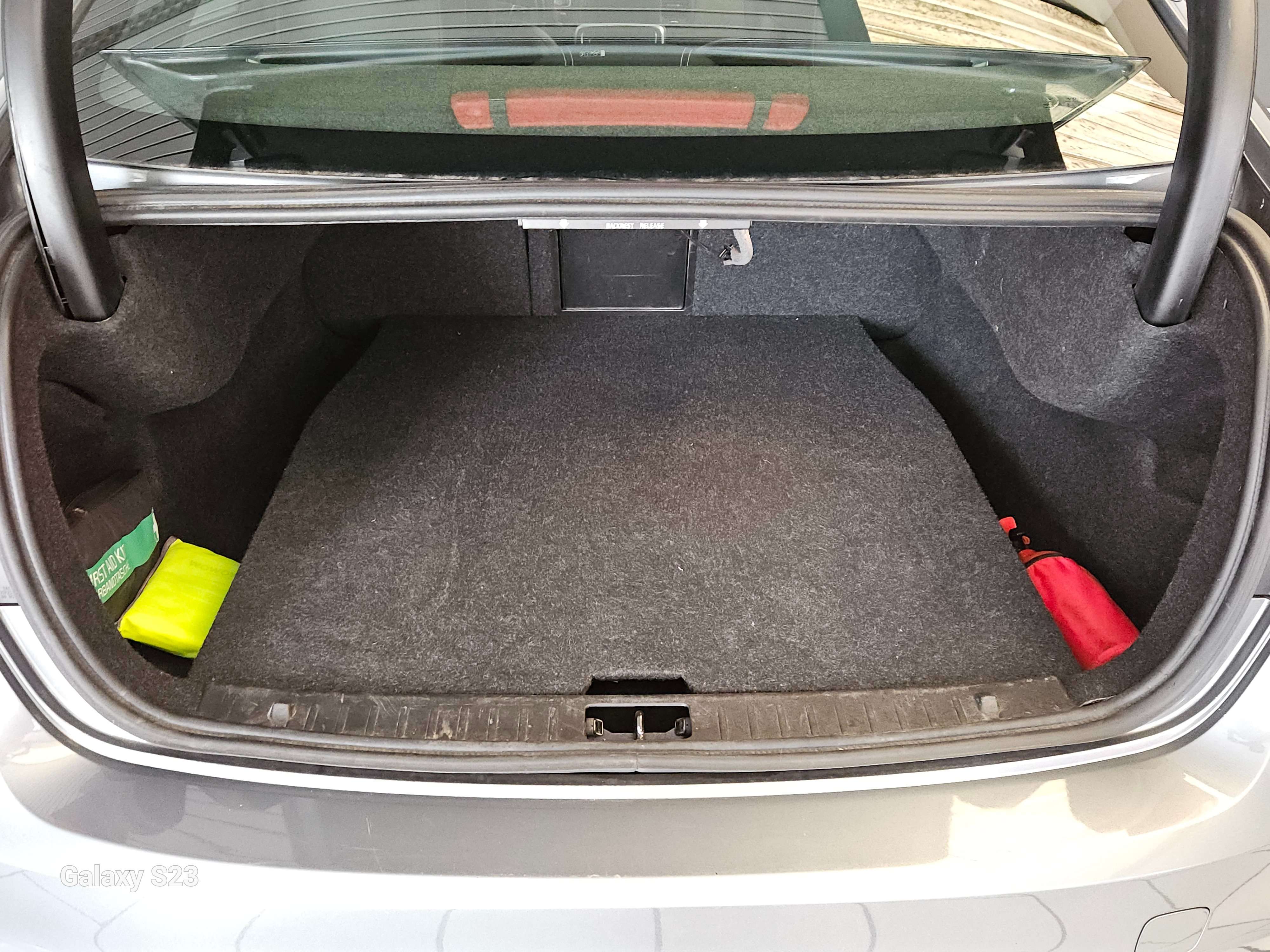Volvo S60 15 E 122CV //CUIR//NAVIGATION/AUTOMATIQUE/GARANTIE