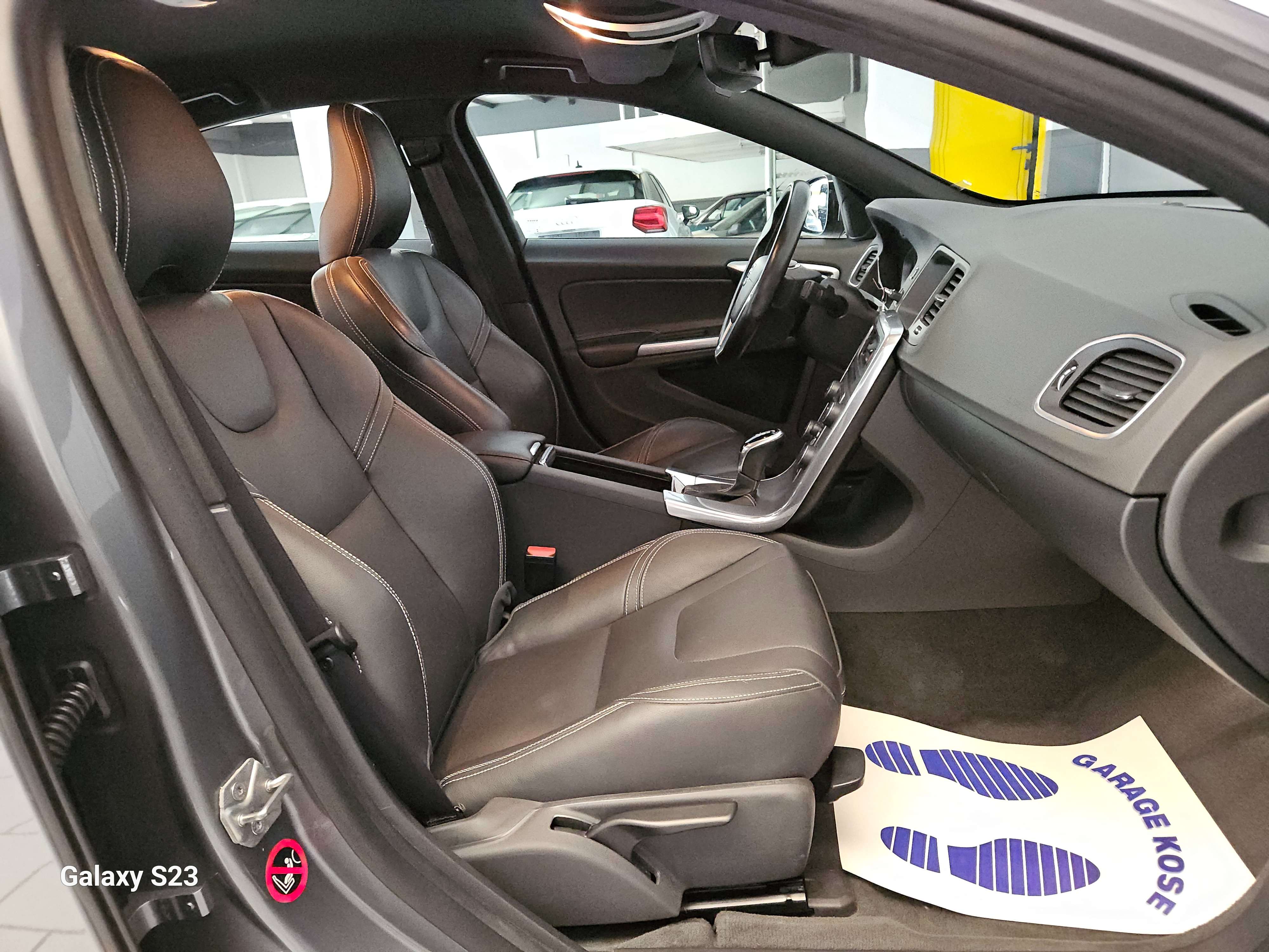 Volvo S60 15 E 122CV //CUIR//NAVIGATION/AUTOMATIQUE/GARANTIE