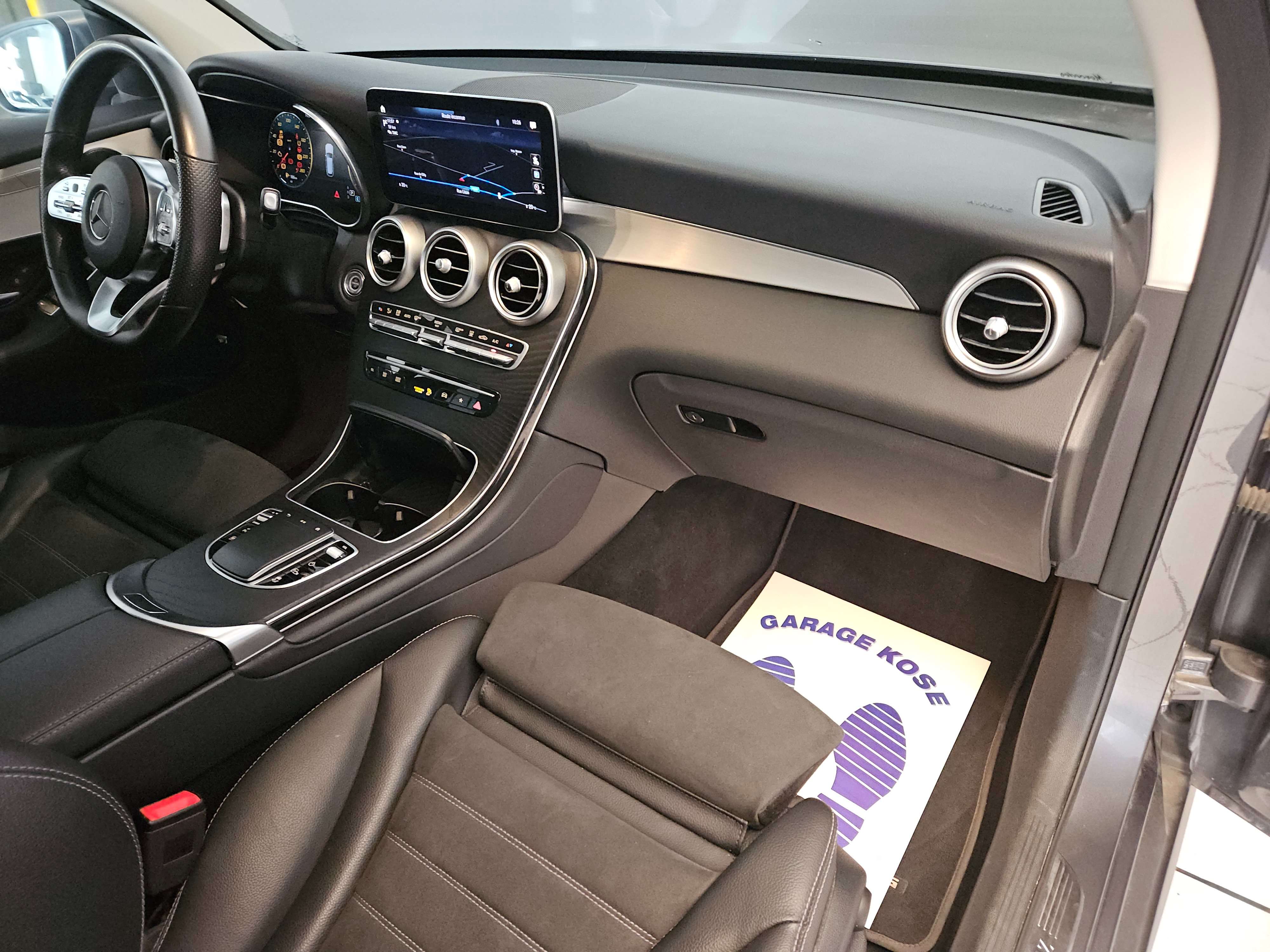 Mercedes-Benz GLC 300 4-Matic/HYBRIDE RECHARGEABLE PACK AMG//BOITE AUTO