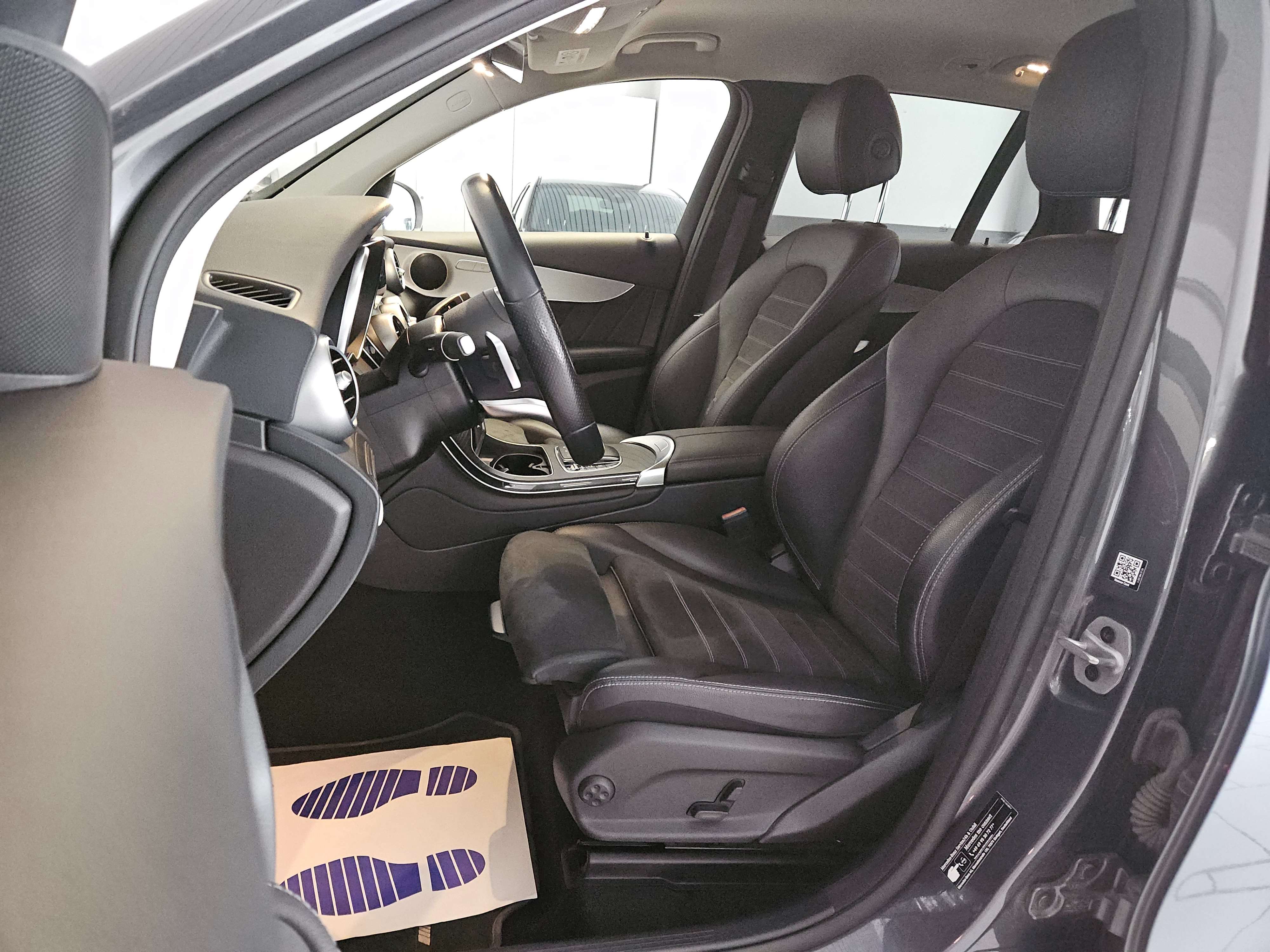Mercedes-Benz GLC 300 4-Matic/HYBRIDE RECHARGEABLE PACK AMG//BOITE AUTO
