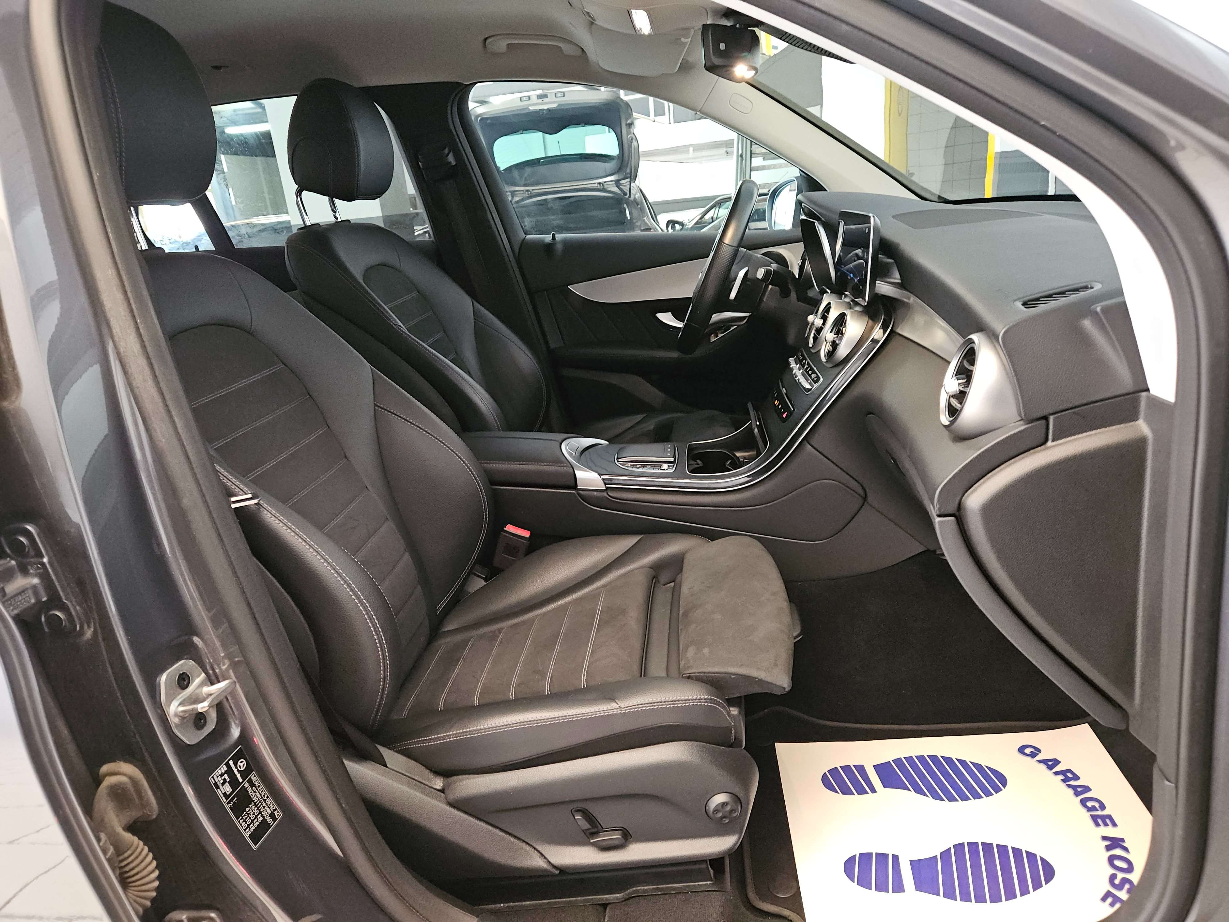 Mercedes-Benz GLC 300 4-Matic/HYBRIDE RECHARGEABLE PACK AMG//BOITE AUTO