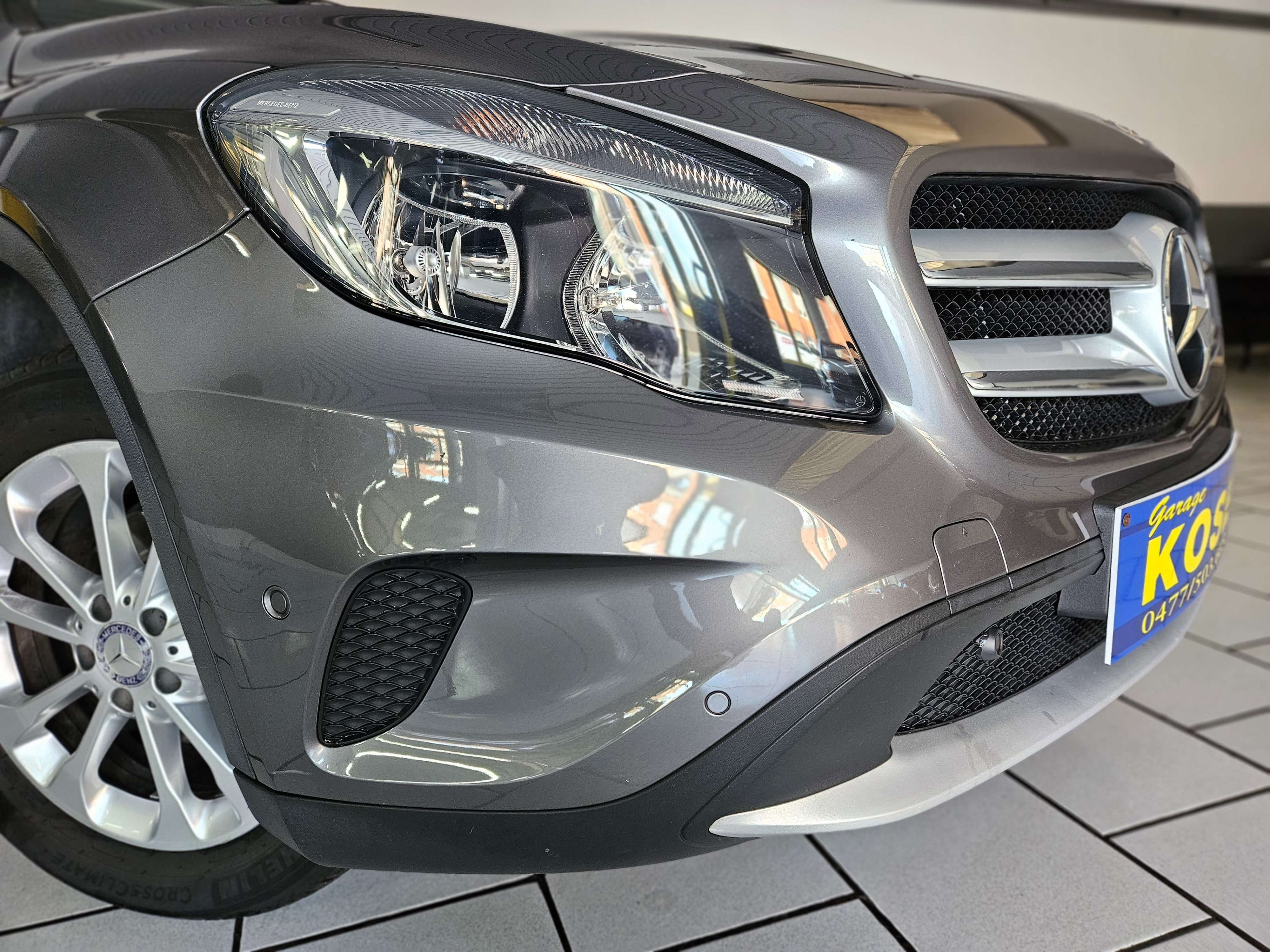 Mercedes-Benz GLA 180 AUTOMATIQUE//CUIR//NAVIGATION//GARANTIE//CAR-PASS