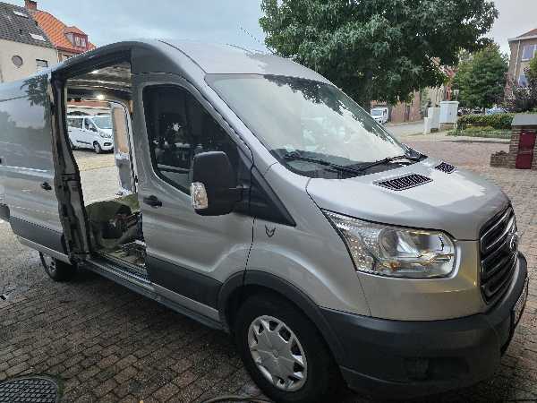 Ford Transit IV (2) 2.0 ECOBLUE 130 350 L2H3 AWD TRAIL