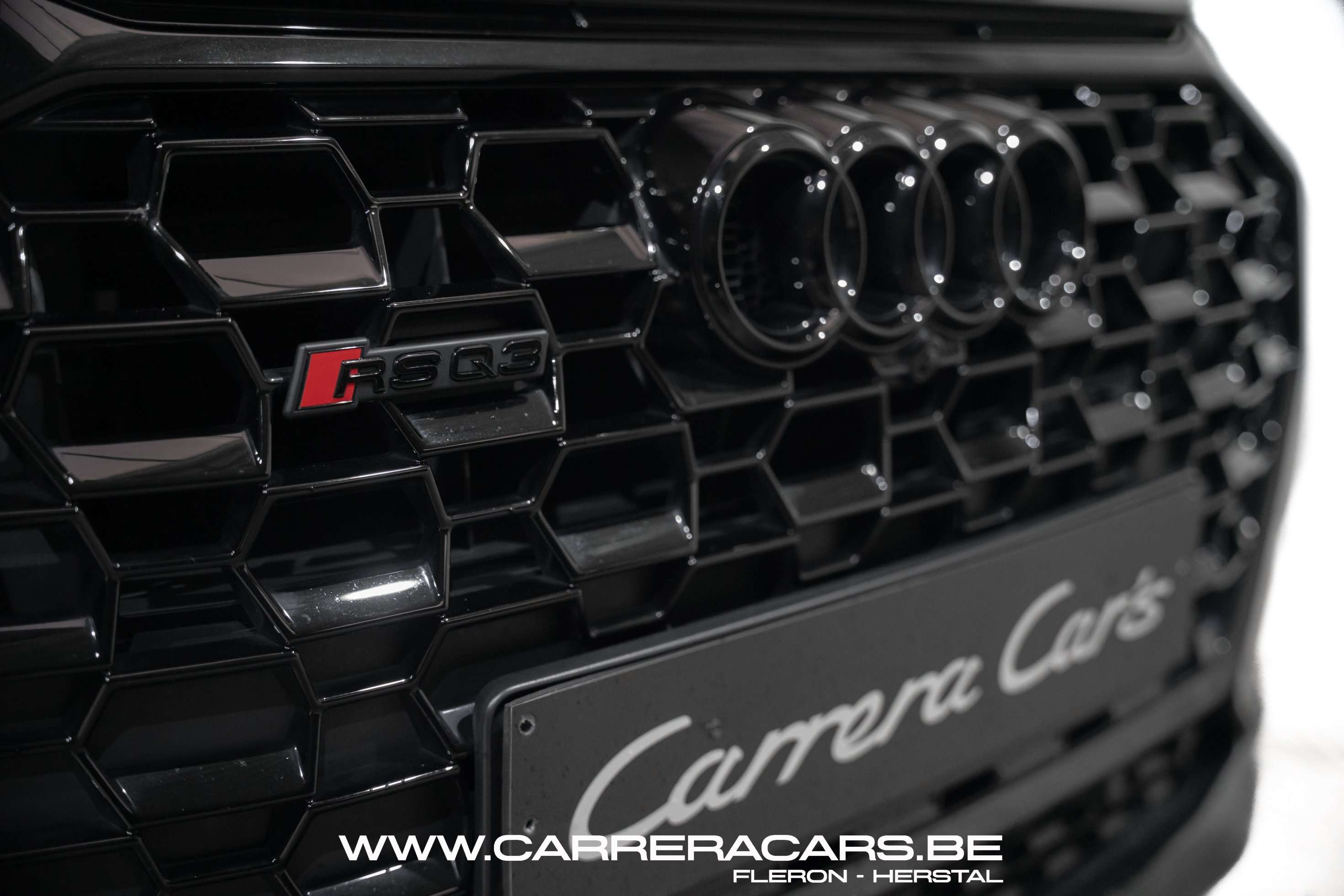 Audi RS Q3 Sportback 2.5 TFSI Quattro S tronic*|HONEYCOMB RS|
