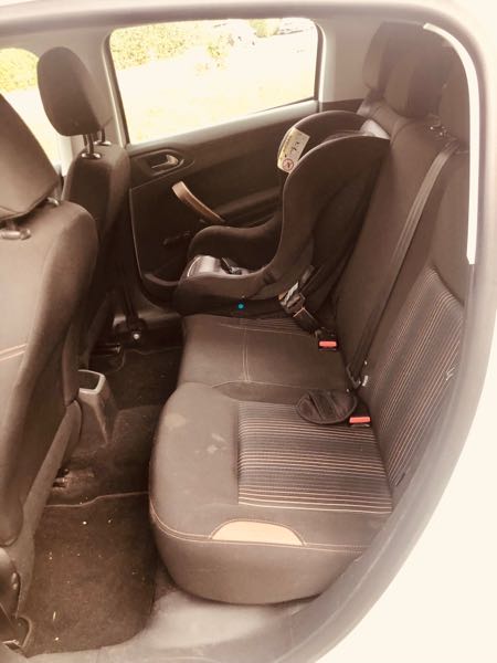 Peugeot 208 1.4 HDI FAP 68 ALLURE 5P