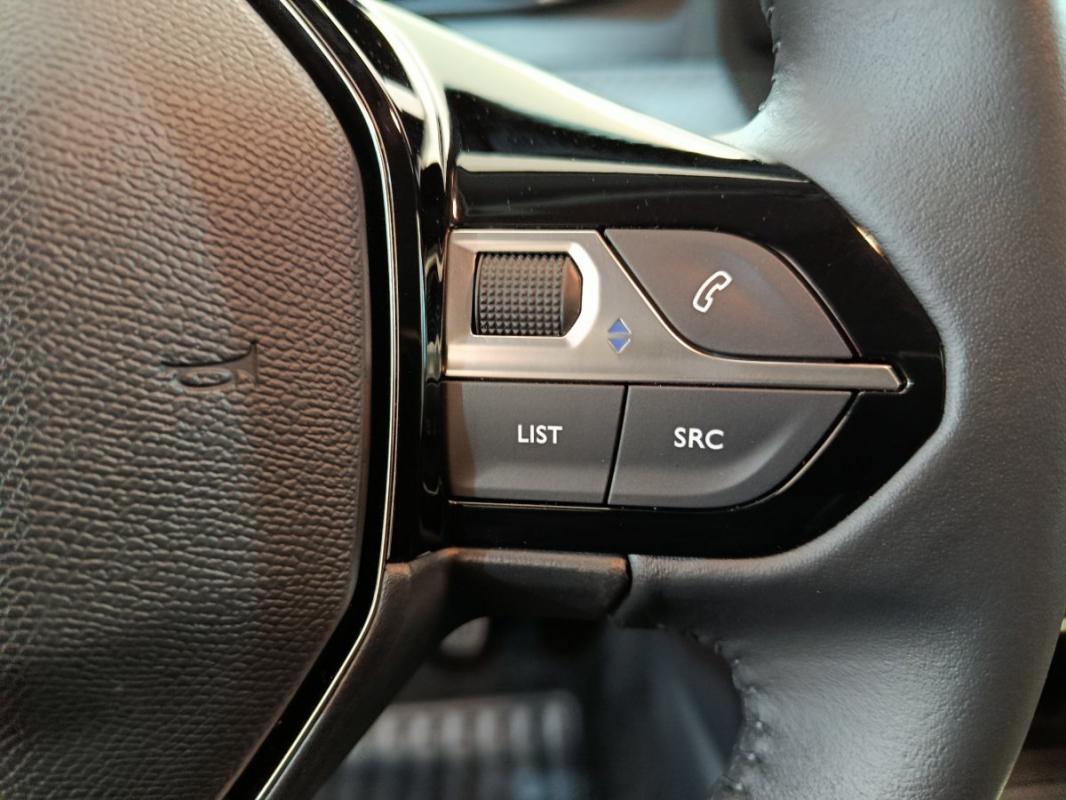 Peugeot 208 II PureTech 100 S&S Allure
