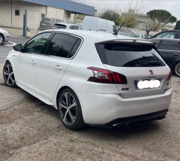 Peugeot 308 II 2.0 BLUEHDI 150 GT LINE