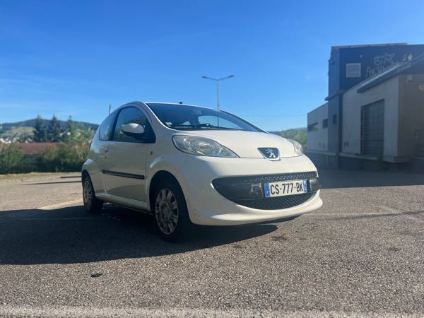 Peugeot 107 1.4 HDI TRENDY 3P