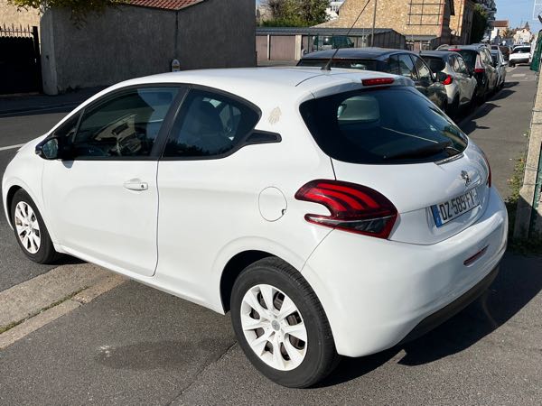 Peugeot 208 (2) 1.2 PURETECH 68 ACTIVE 3P