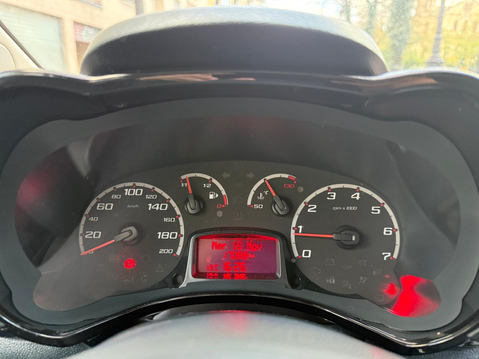 Ford Ka+ (2) 1.2 TI-VCT 70 ESSENTIAL