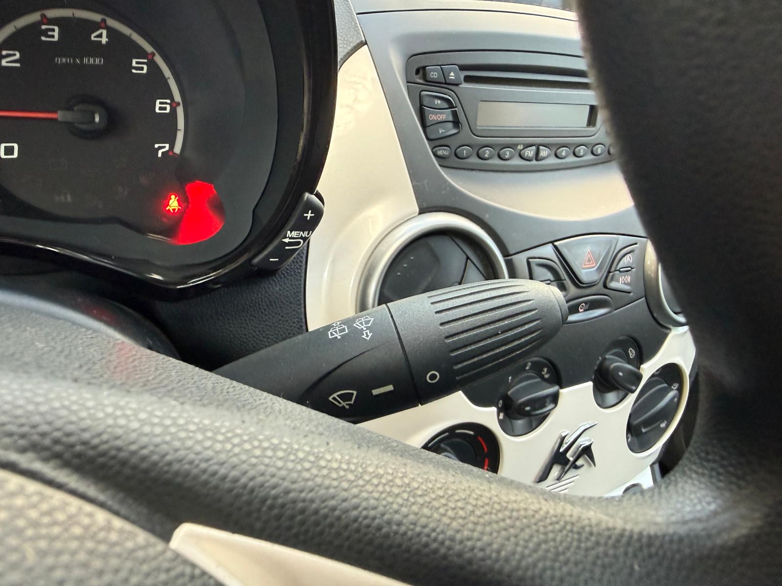 Ford Ka+ (2) 1.2 TI-VCT 70 ESSENTIAL