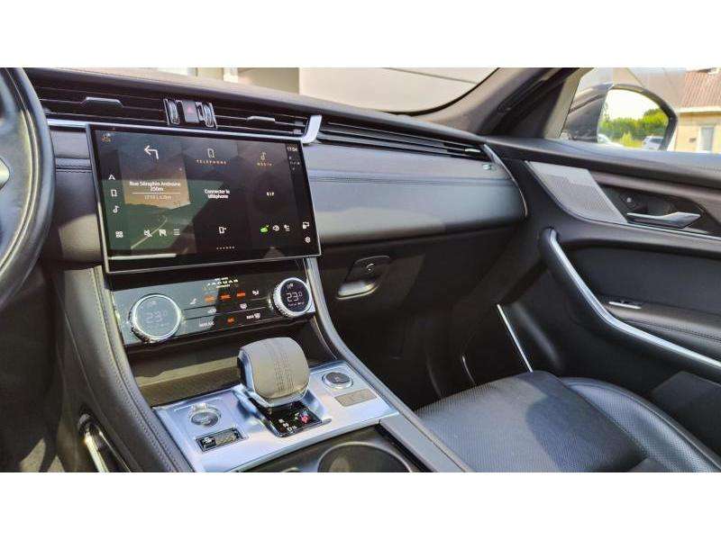 Jaguar F-Pace SE