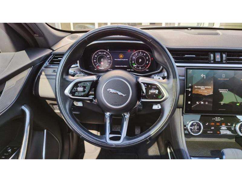 Jaguar F-Pace SE