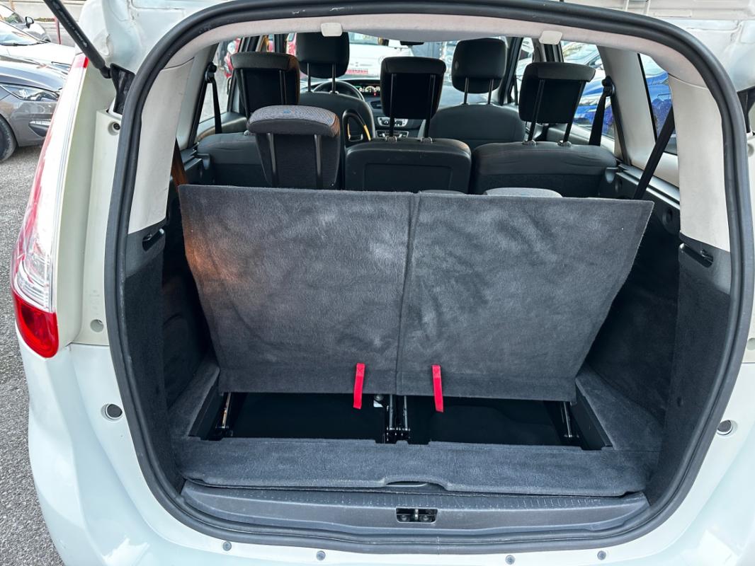 Renault Grand Scenic III 1.6 dCi 130 GPS / CLIM 7 Places