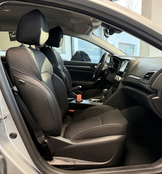 Renault MEGANE IV ESTATE / A PARTIR DE 169,78/MOIS* / 1.3 TCE 140CH BUSINESS EDC -21N