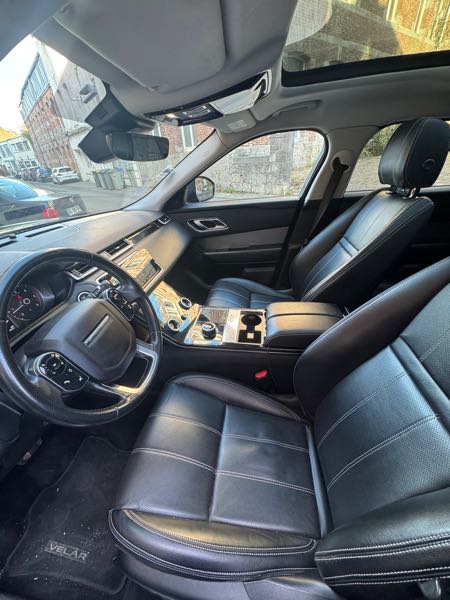 Land Rover Range Rover Velar 2.0 D180 4WD HSE R-DYNAMIC AUTO
