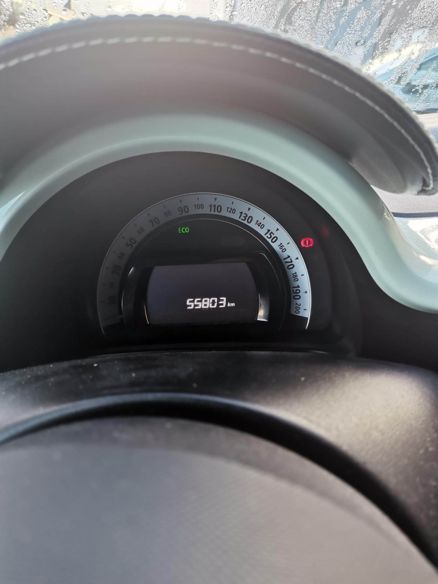 Renault Twingo III 0.9 TCE 90 LA PARISIENNE EDC