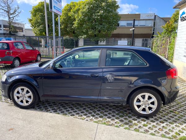 Audi A3 III BERLINE 1.6 TDI DPF 105 AMBIENTE