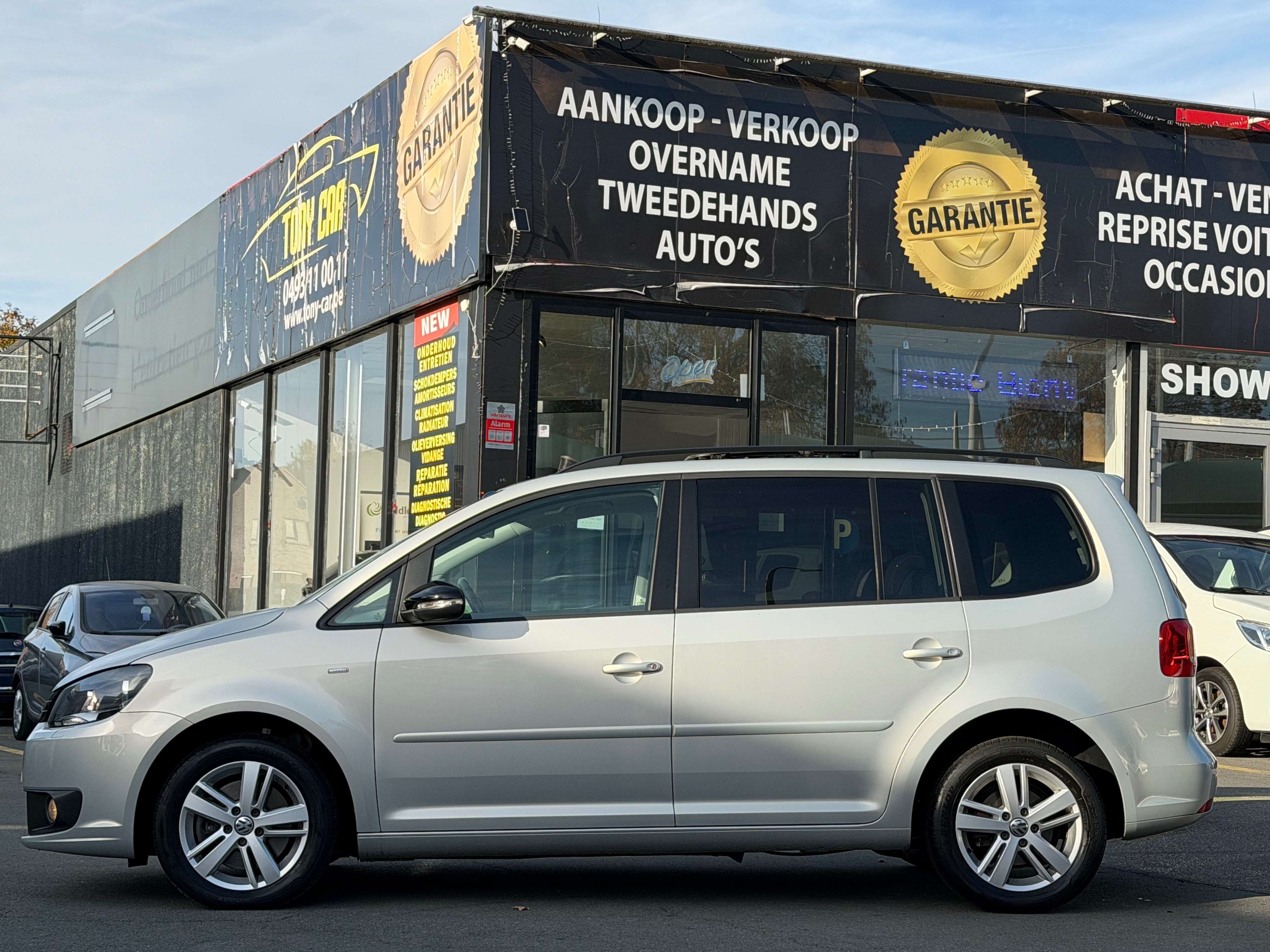 Volkswagen Touran 1.4TSI*MATCH*7PL*NAVI*PANO*BT*Garantie 12M*