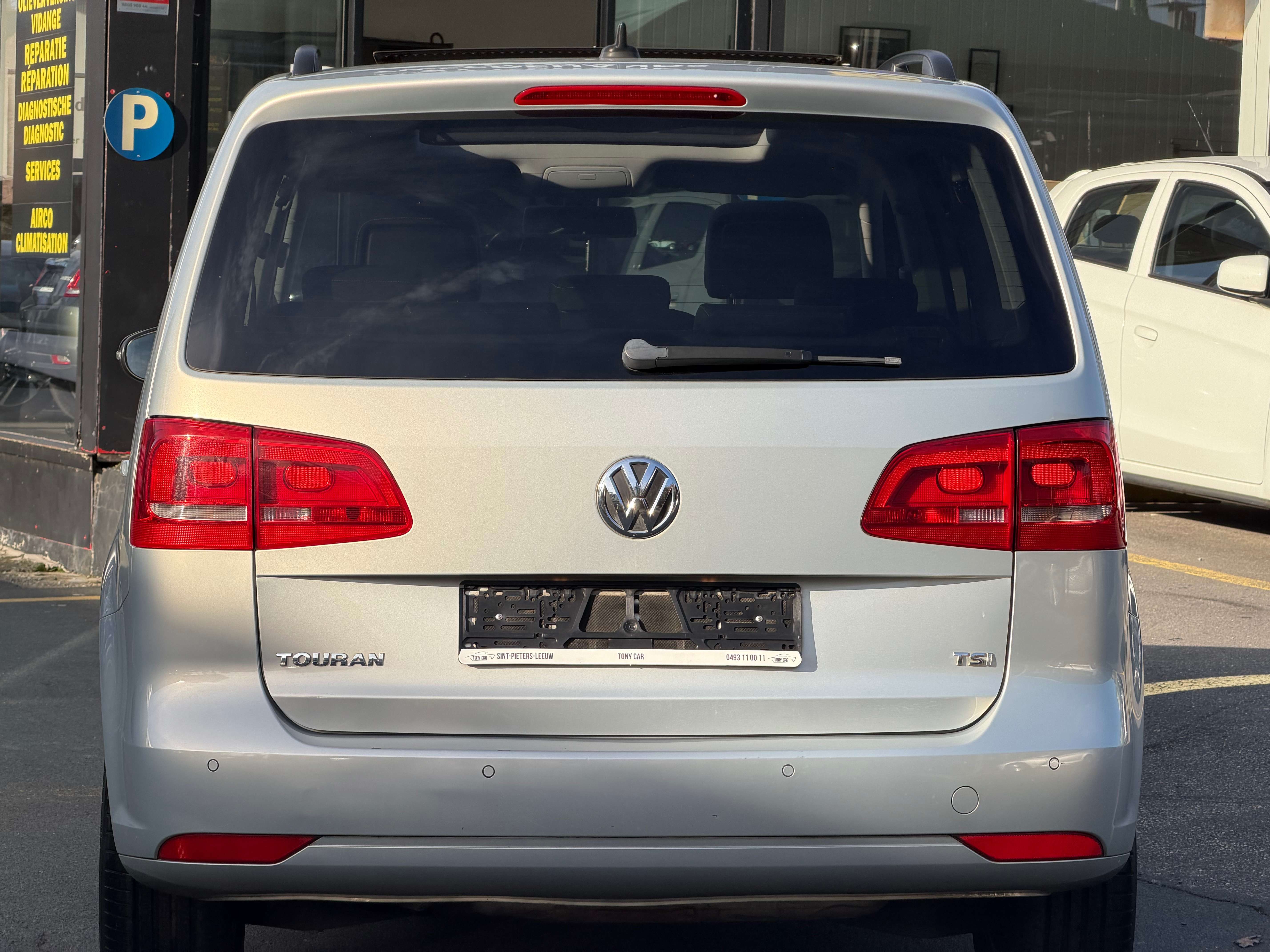 Volkswagen Touran 1.4TSI*MATCH*7PL*NAVI*PANO*BT*Garantie 12M*