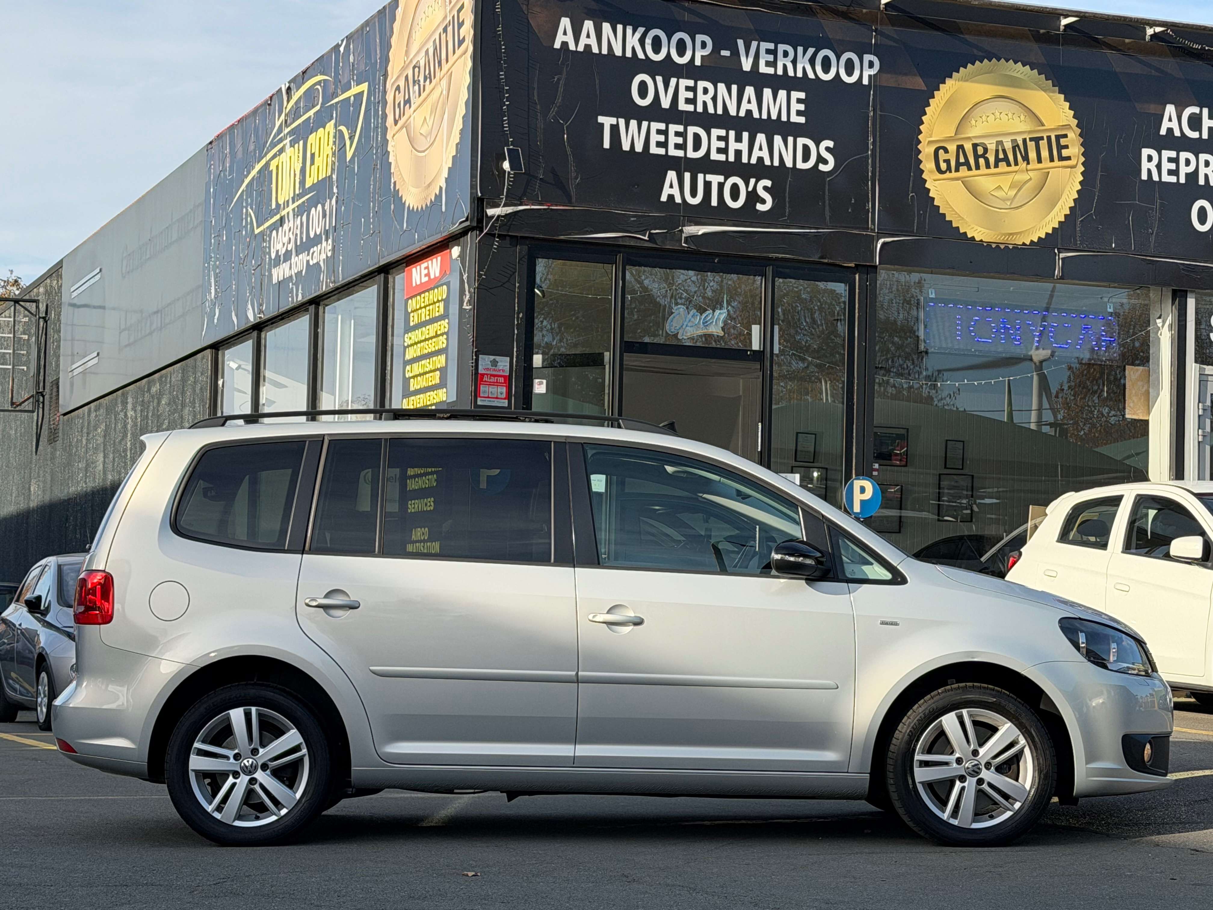 Volkswagen Touran 1.4TSI*MATCH*7PL*NAVI*PANO*BT*Garantie 12M*