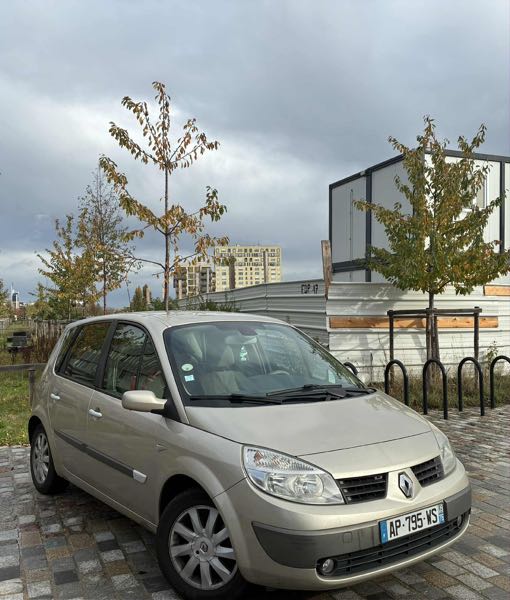 Renault Scenic II 2.0 DCI 150 LUXE PRIVILEGE