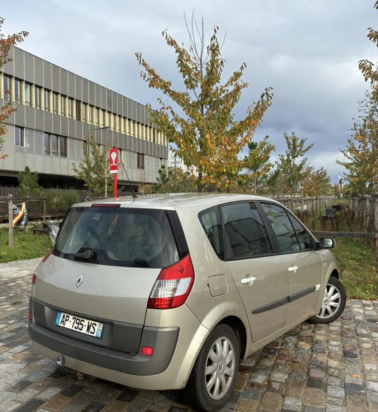 Renault Scenic II 2.0 DCI 150 LUXE PRIVILEGE