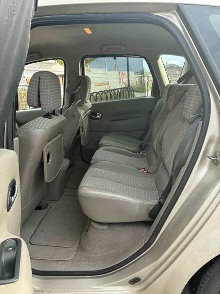Renault Scenic II 2.0 DCI 150 LUXE PRIVILEGE