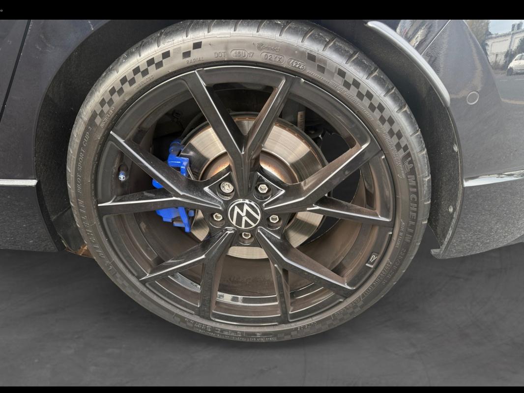 Volkswagen Golf 2.0 TSI 320 DSG7 R