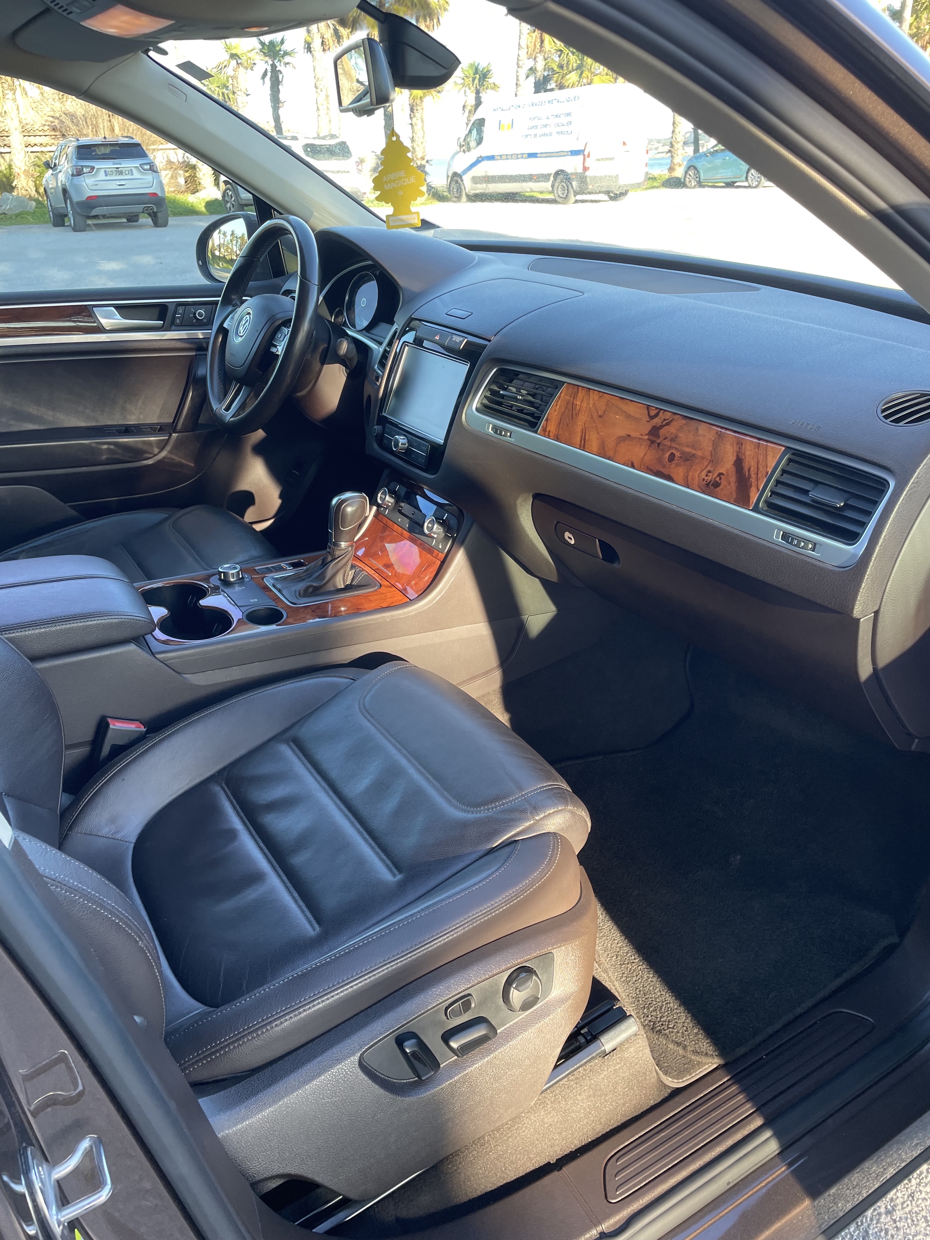 Volkswagen Touareg II (2) 3.0 V6 TDI 262 BLUEMOTION TECHNOLOGY R-LINE TIPTRONIC