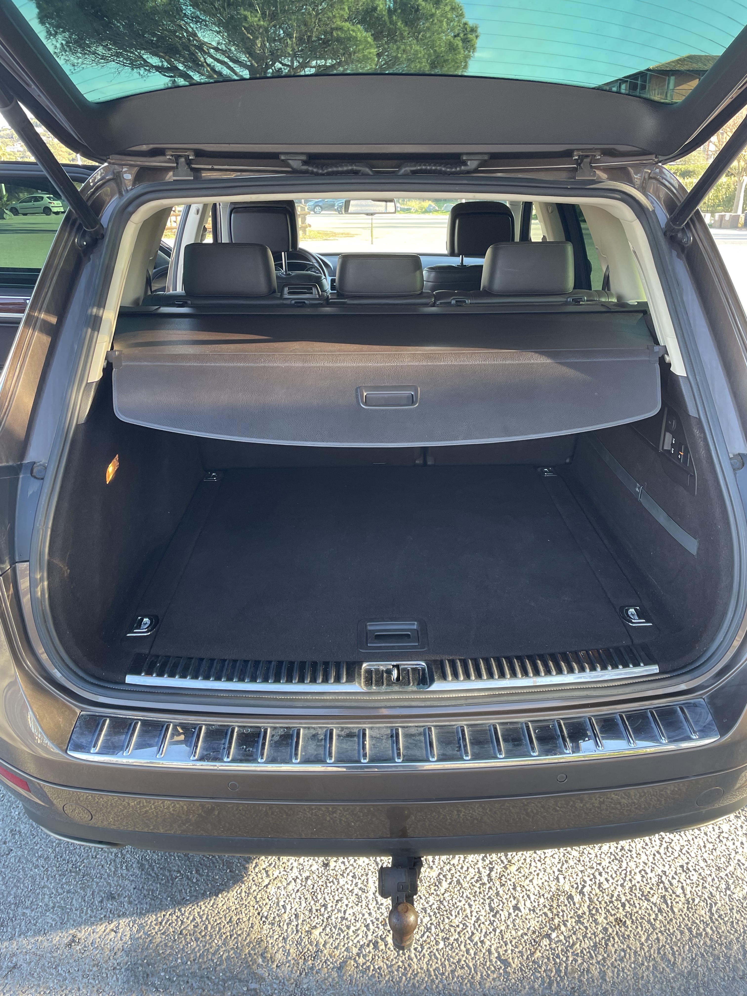 Volkswagen Touareg II (2) 3.0 V6 TDI 262 BLUEMOTION TECHNOLOGY R-LINE TIPTRONIC