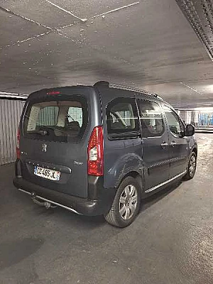 Peugeot Partner Tepee II 1.6 HDI 90 OUTDOOR
