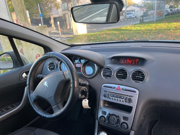 Peugeot 308 1.6 VTI 120 PREMIUM PACK 5P