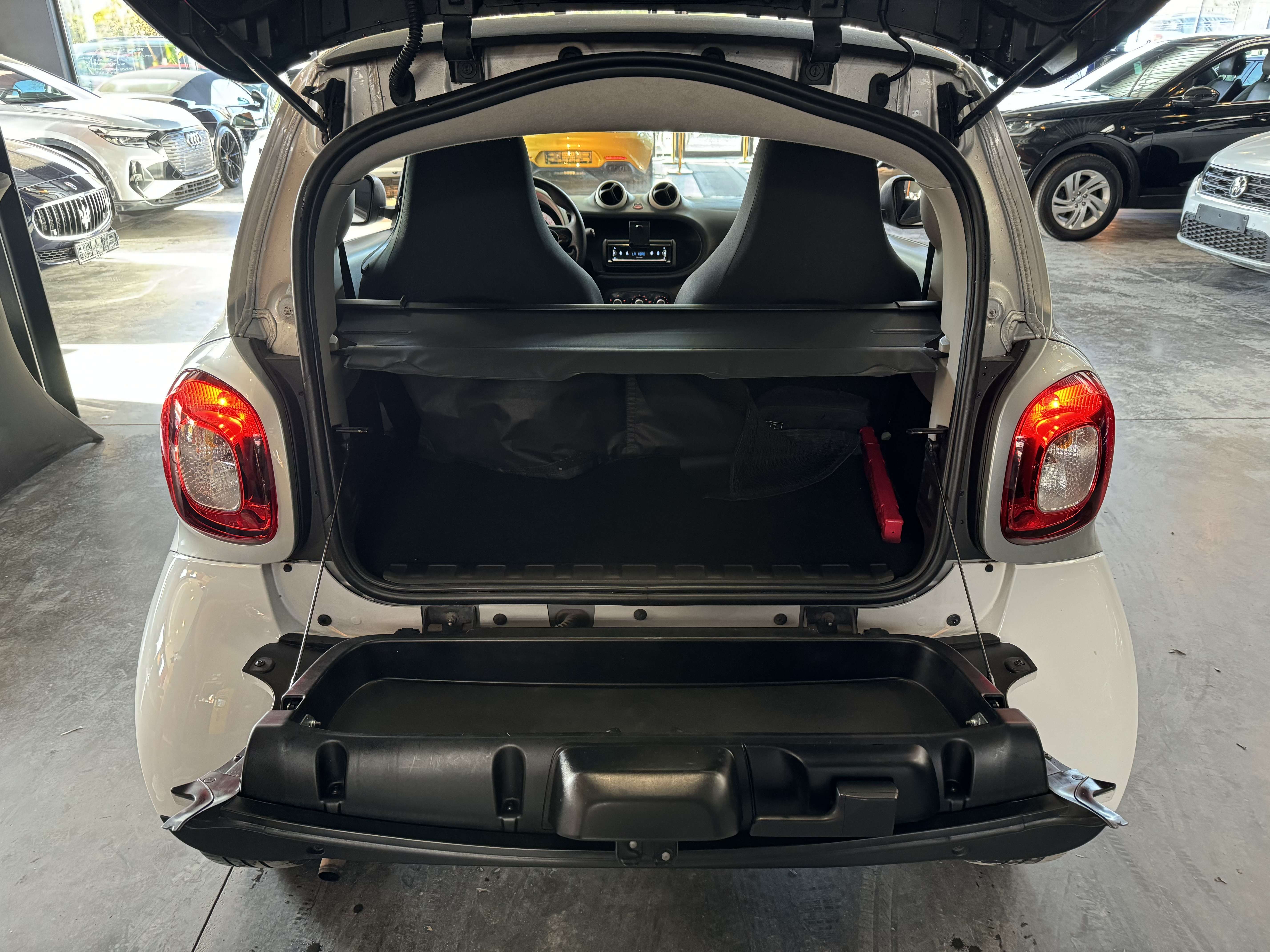 smart forTwo 1.0i - 88.308 KM - PRETE A IMMATRICULEE !
