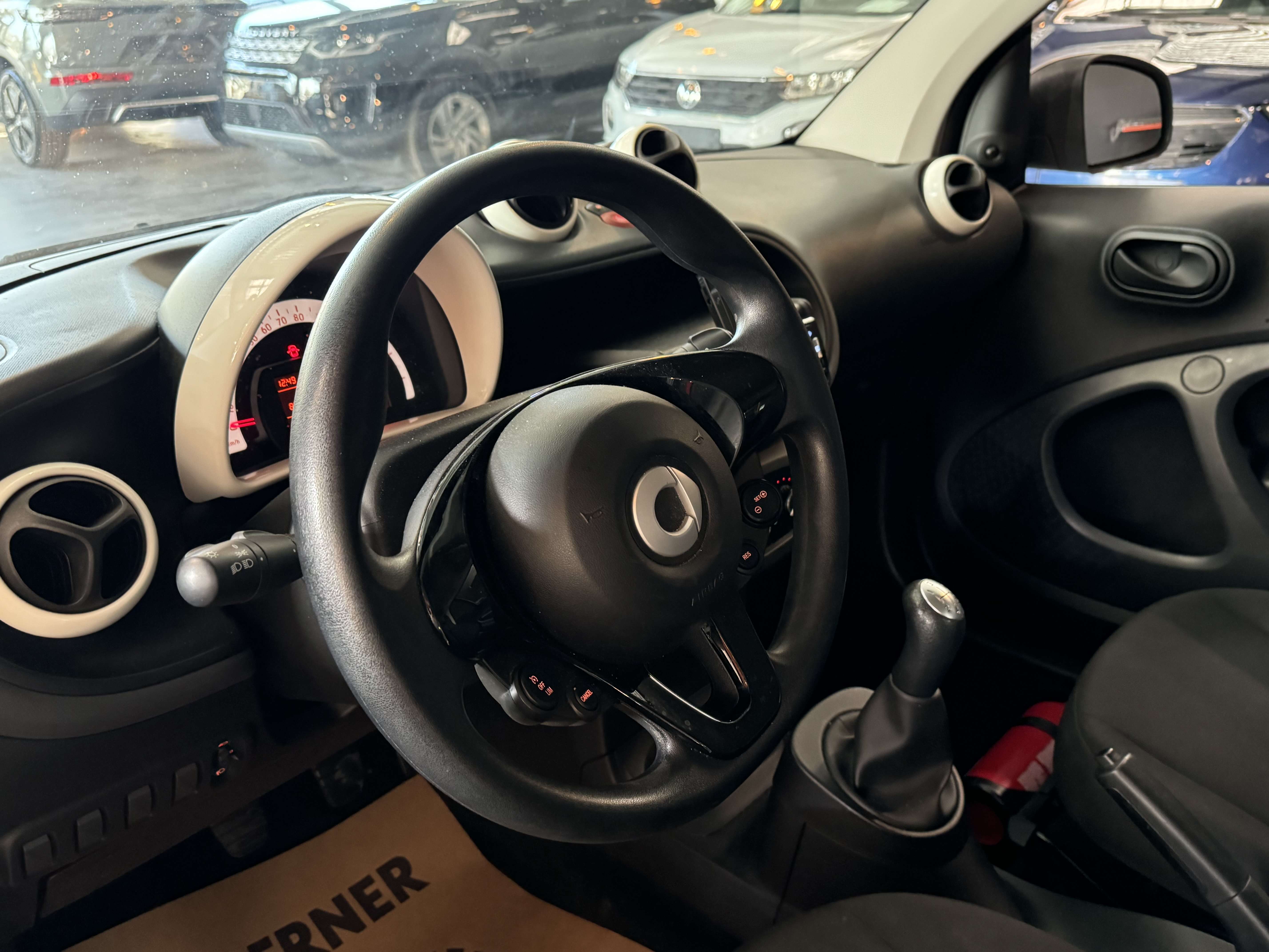 smart forTwo 1.0i - 88.308 KM - PRETE A IMMATRICULEE !