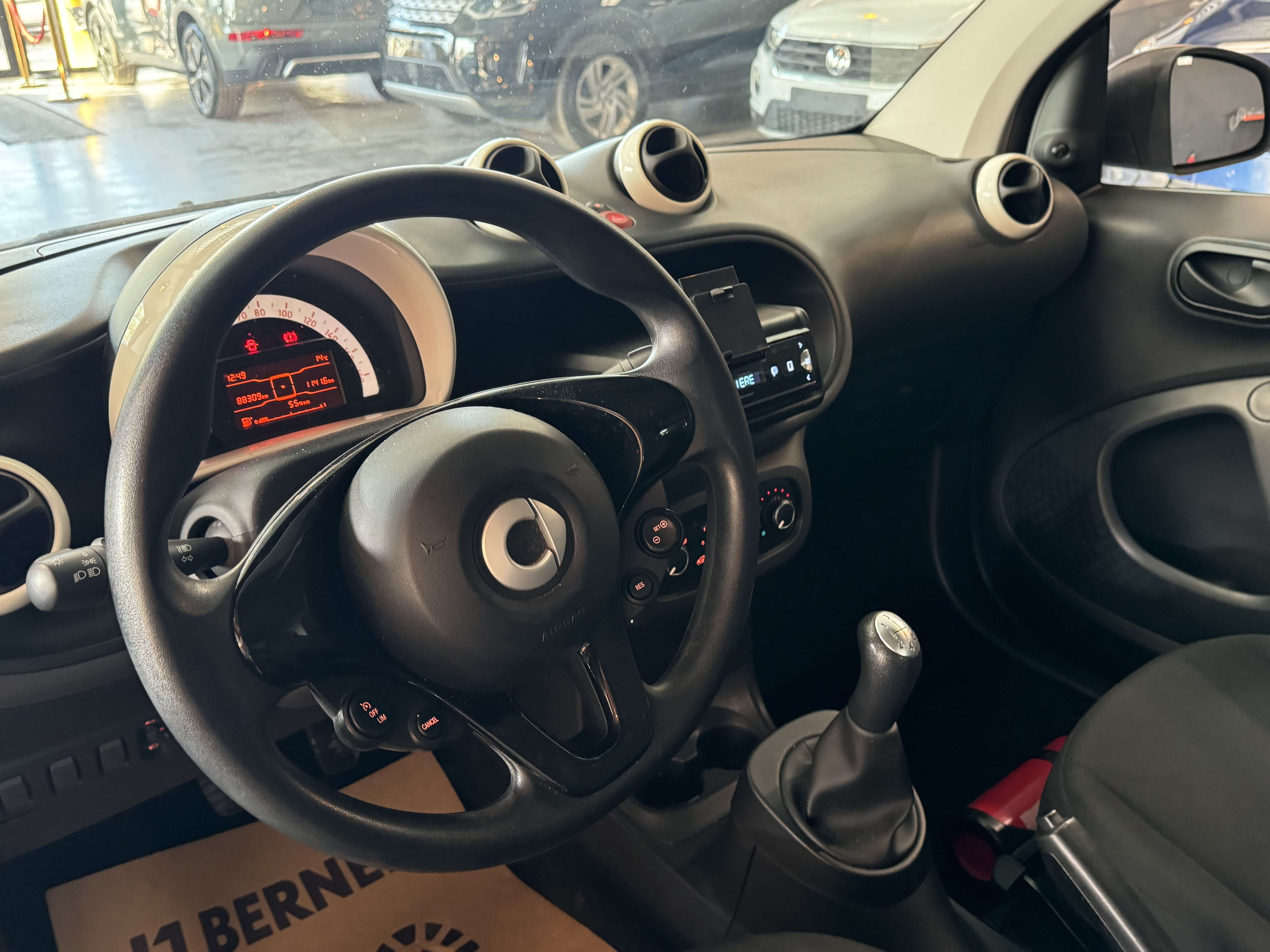 smart forTwo 1.0i - 88.308 KM - PRETE A IMMATRICULEE !
