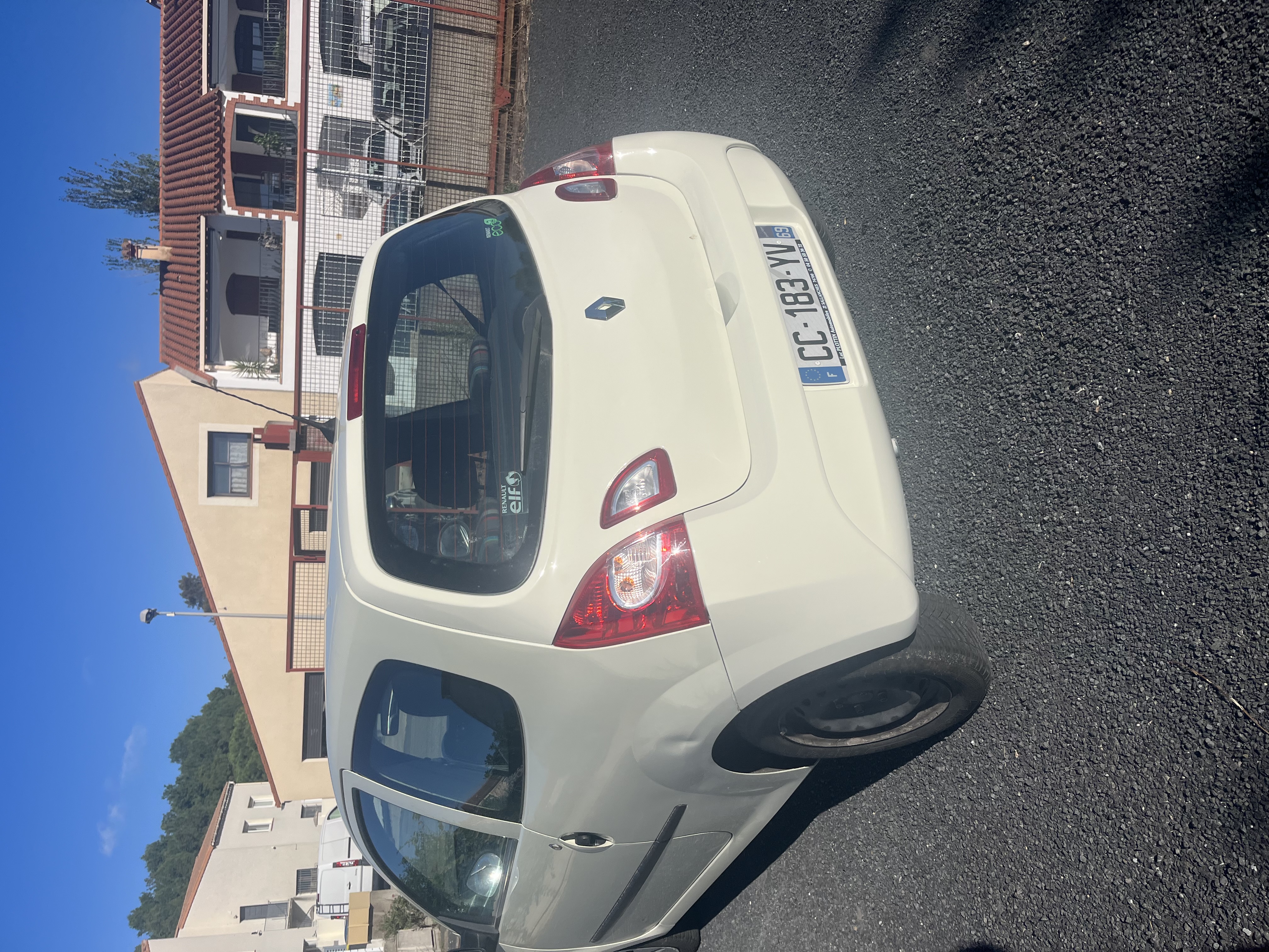 Renault Twingo II (2) 1.2 LEV 75 AUTHENTIQUE ECO2