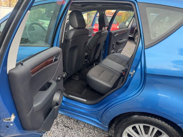 Mercedes-Benz Classe A II (2) 150 ELEGANCE CONTACT 5P