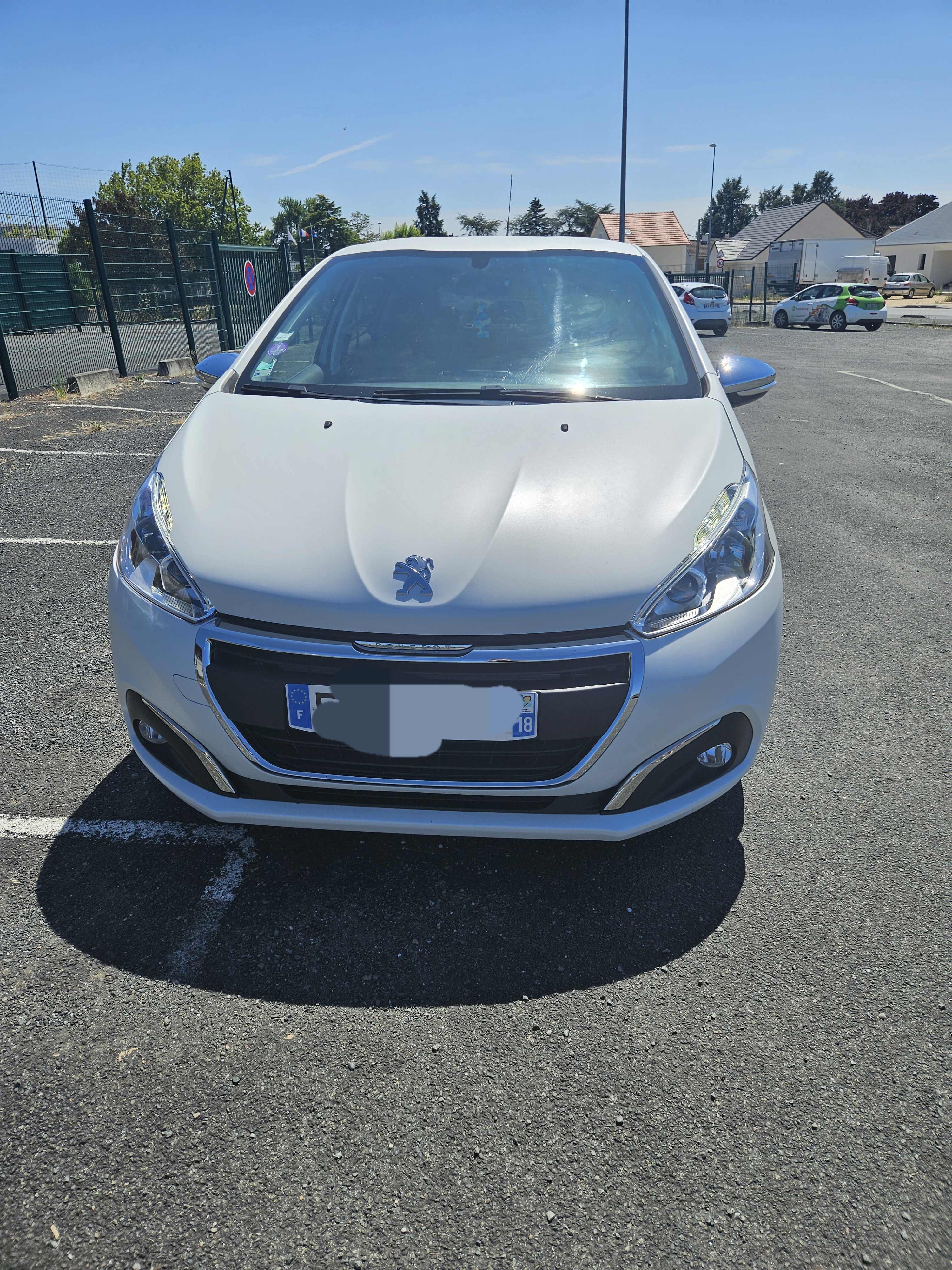 Peugeot 208 (2) 1.2 PURETECH 82 STYLE 5P