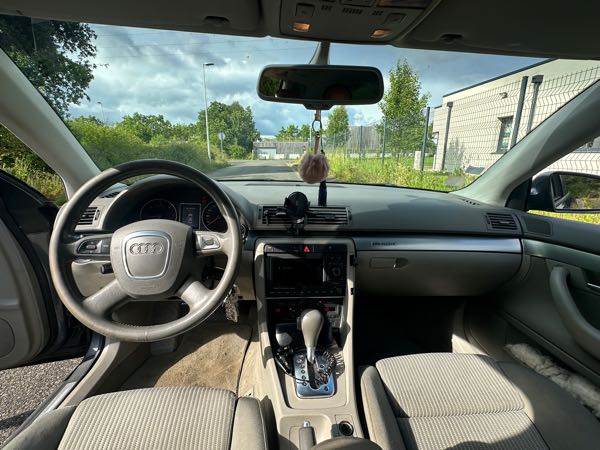 Audi A4 V (3) AVANT 40 TDI 204 AVUS QUATTRO S TRONIC