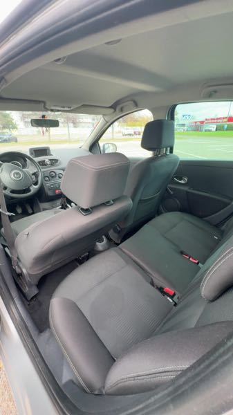 Renault Clio III (2) 1.5 DCI 85 EXCEPTION TOMTOM 5P