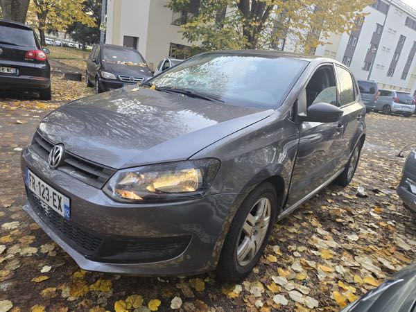Volkswagen Polo V (2) 1.4 TDI 75 BLUEMOTION TECHNOLOGY TRENDLINE 5P