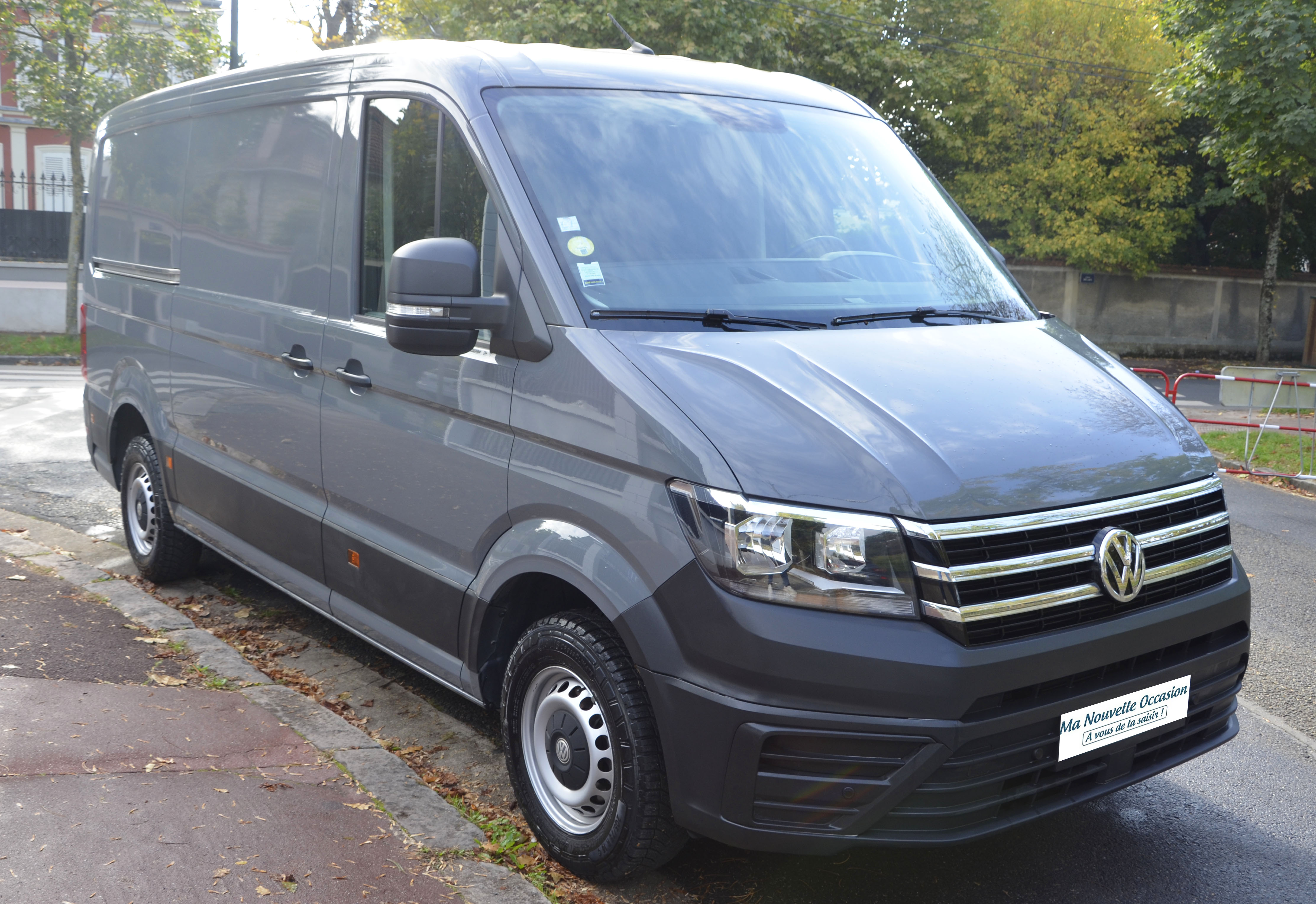 Volkswagen Crafter II 2.0 TDI 140 35 L3H3 BVA8 BUSINESS LINE