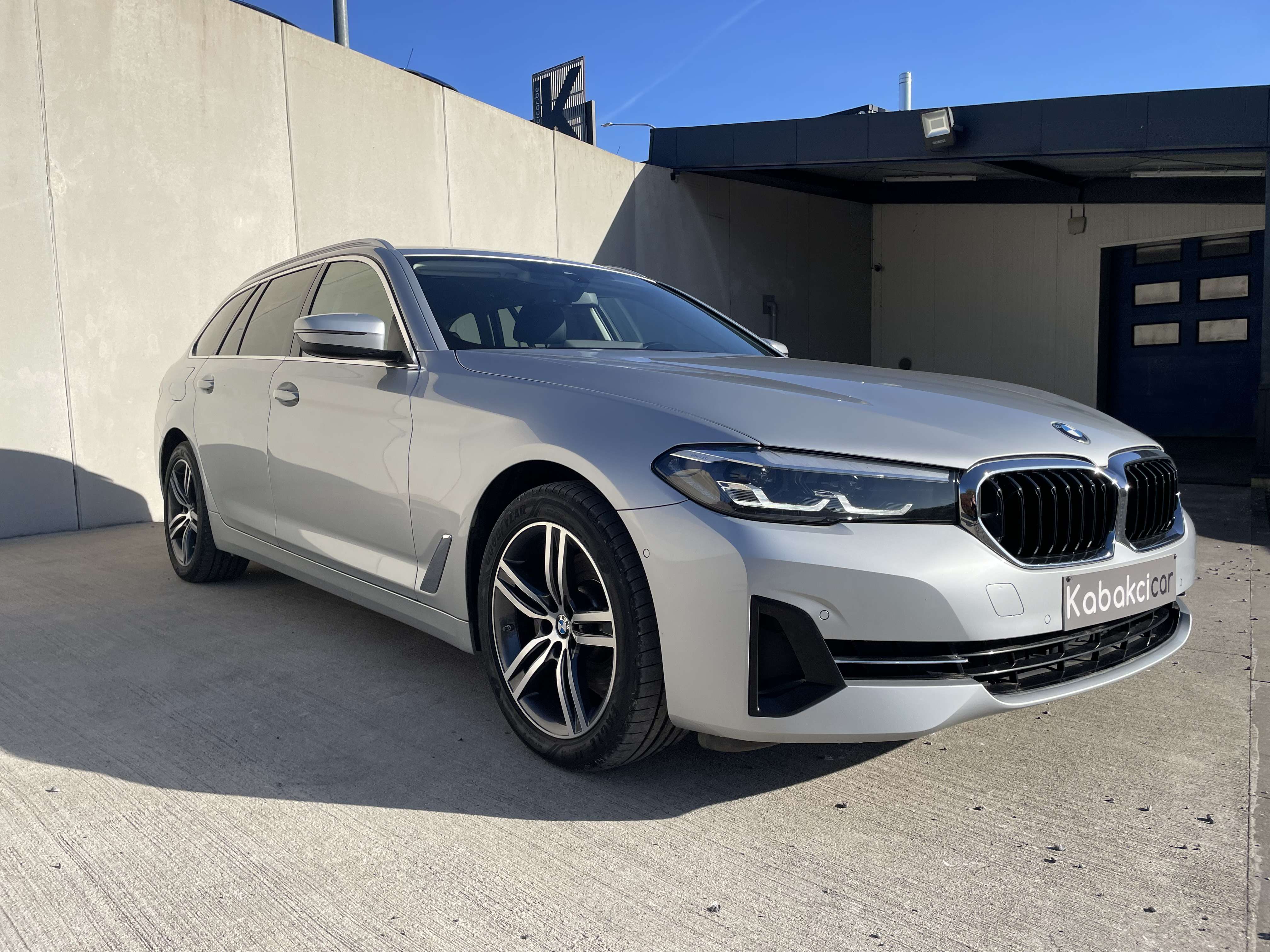 BMW 520 Touring/CUIR/GPS/COCKPIT/PACK SPORT/GARANTIE 12M