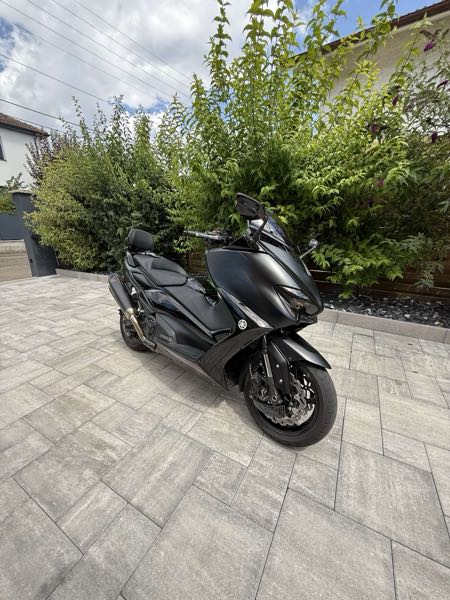 YAMAHA T-MAX TECH MAX