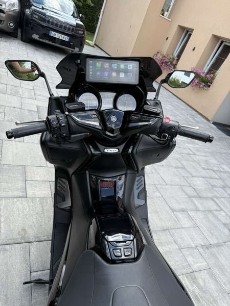 YAMAHA T-MAX TECH MAX