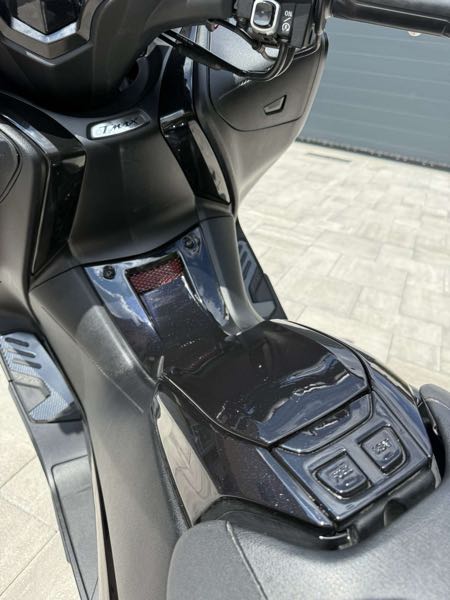 YAMAHA T-MAX TECH MAX