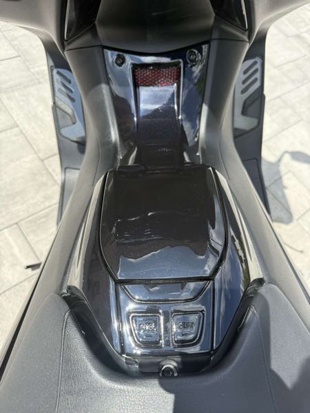 YAMAHA T-MAX TECH MAX