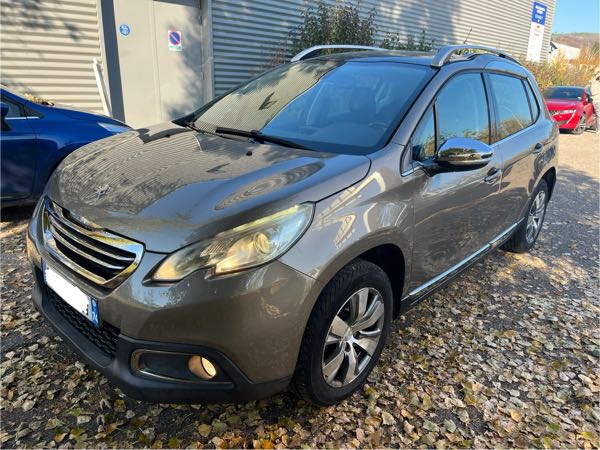 Peugeot 2008 1.6 E-HDI 115 ALLURE