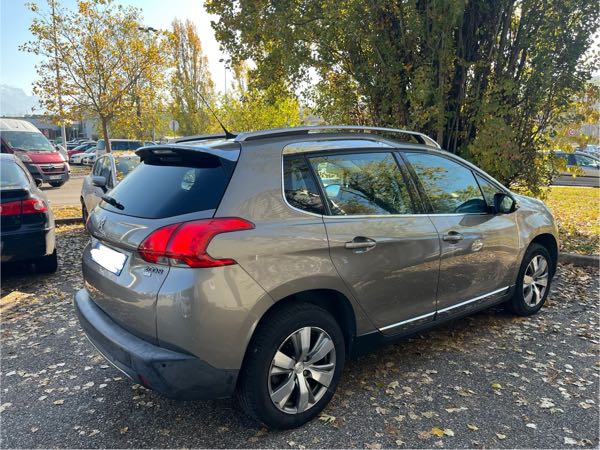 Peugeot 2008 1.6 E-HDI 115 ALLURE